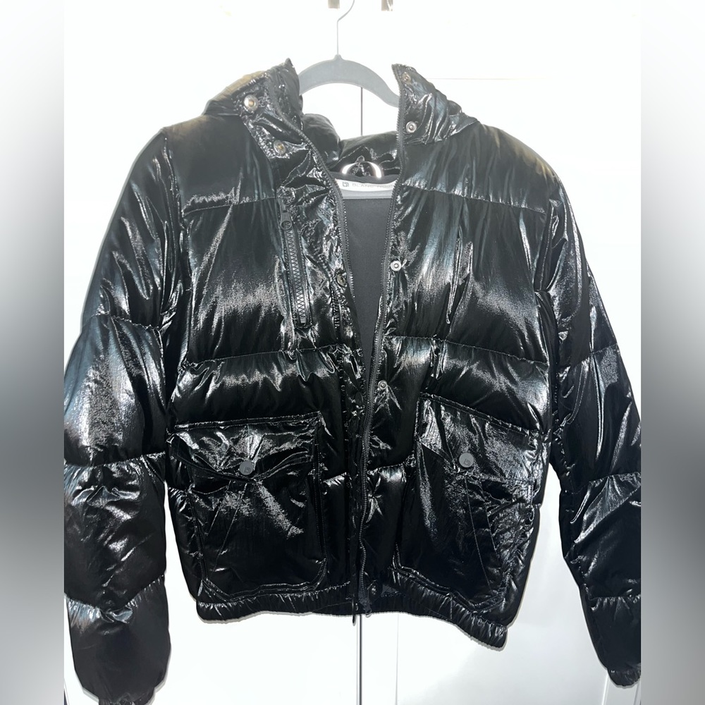 BLANC NOIR  Glossy shine Women’s Hooded Puffer Coat